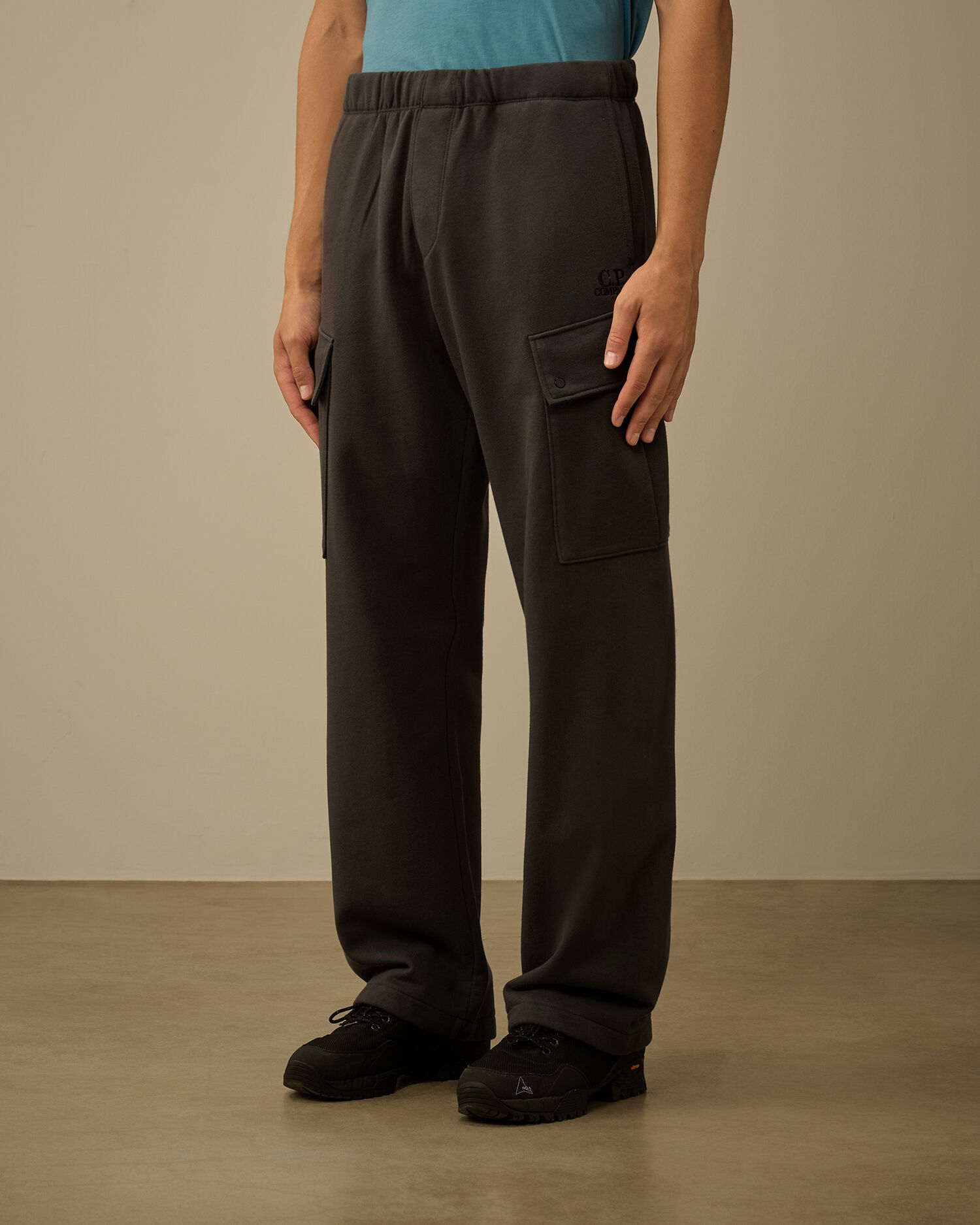 SWEATPANTS - CARGO PANT - Image 2