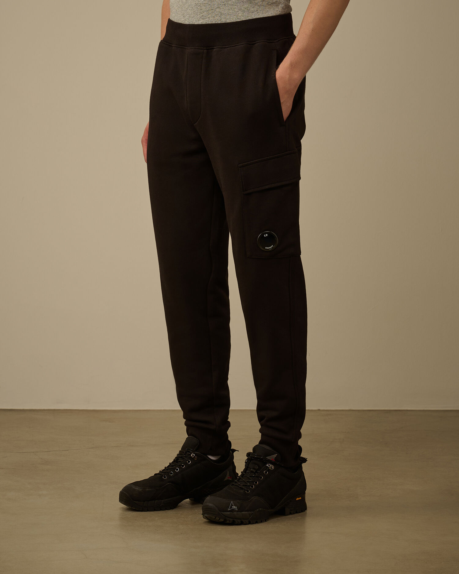 SWEATPANTS - CARGO PANT - Image 2