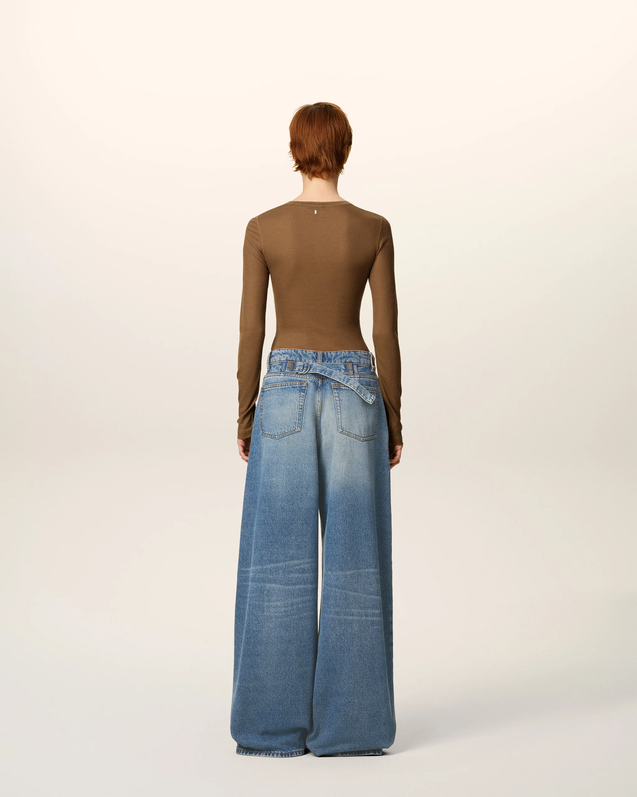 SUPER WIDE FIT JEANS - Image 4