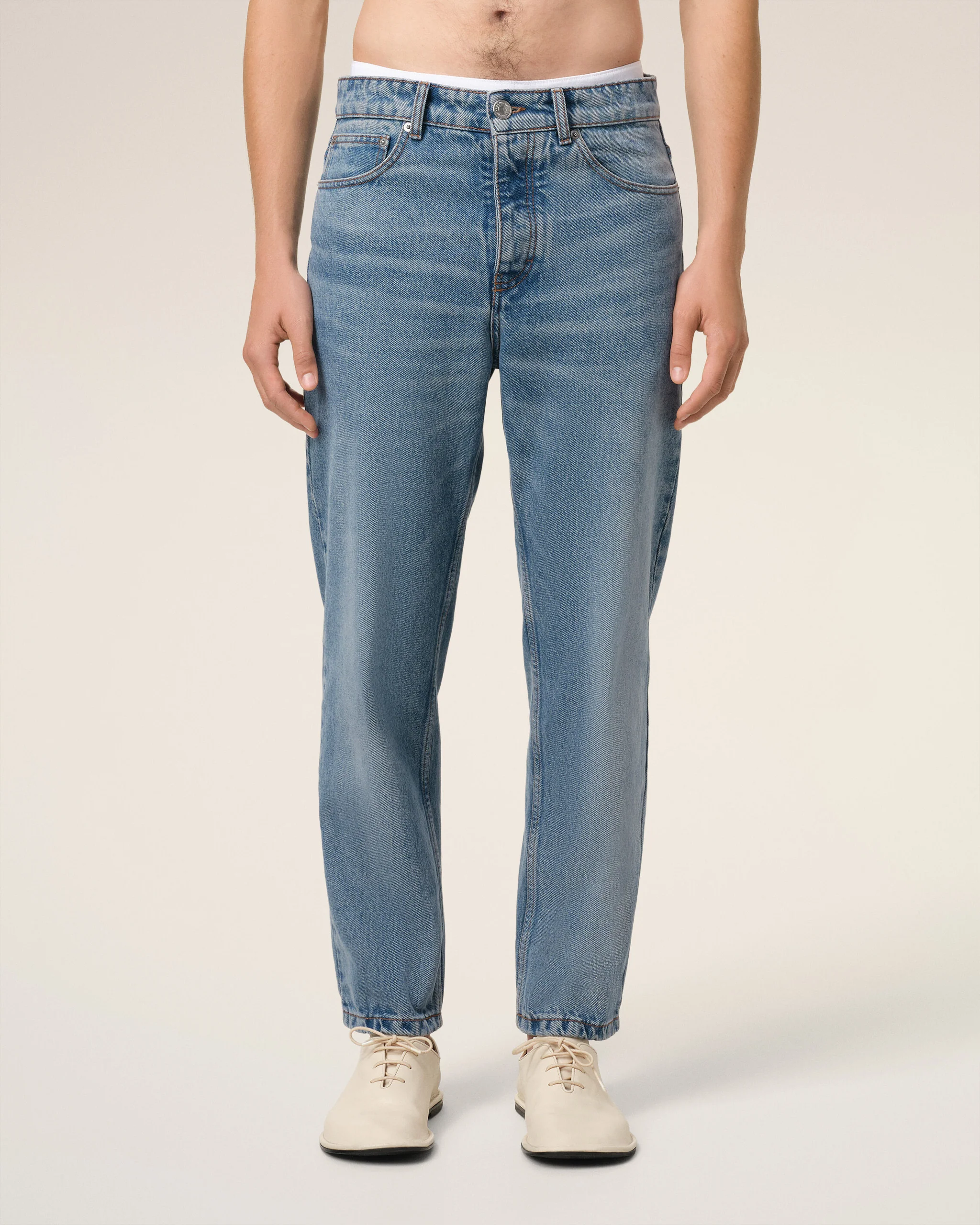 TAPERED FIT JEANS - Image 2