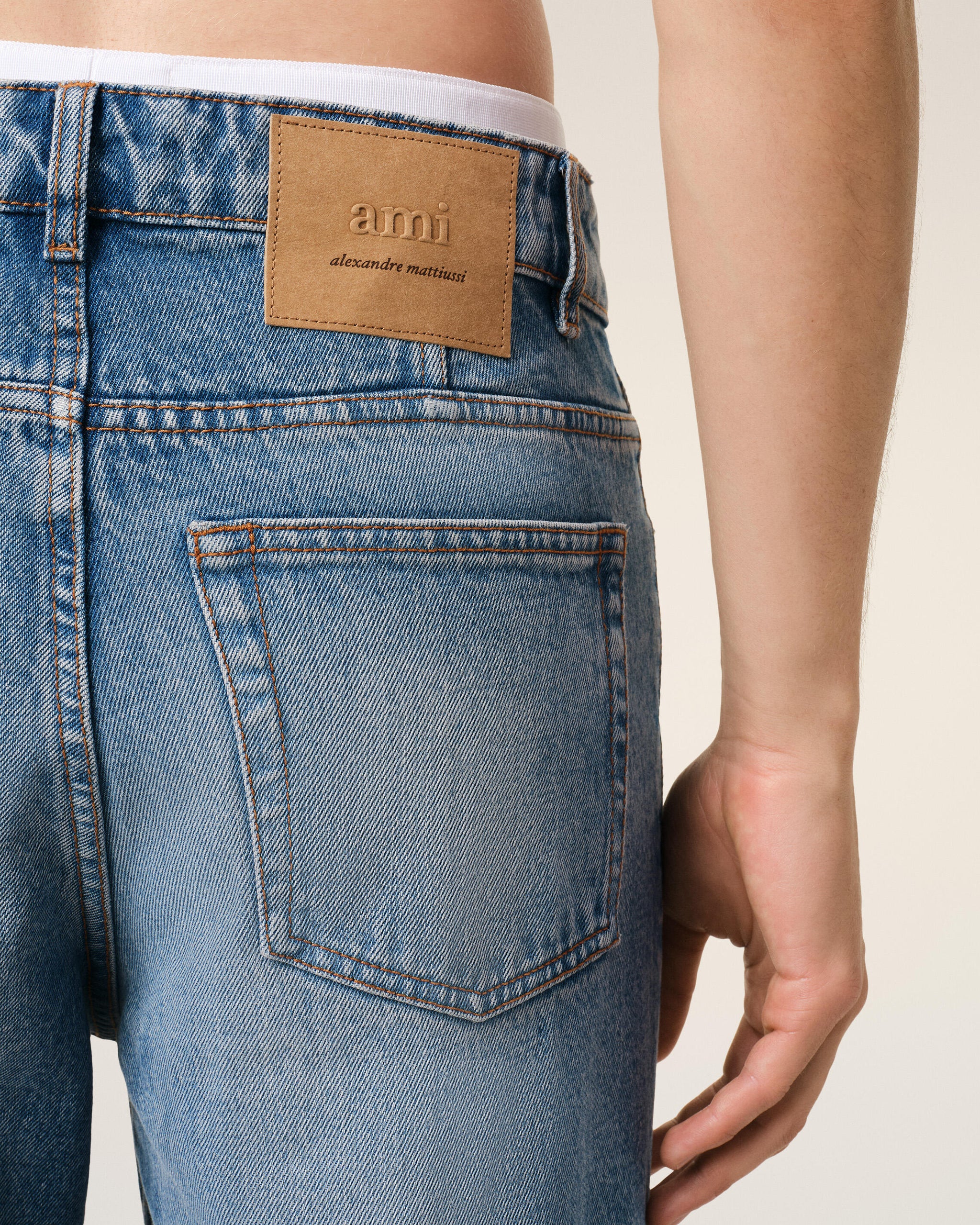 TAPERED FIT JEANS - Image 6