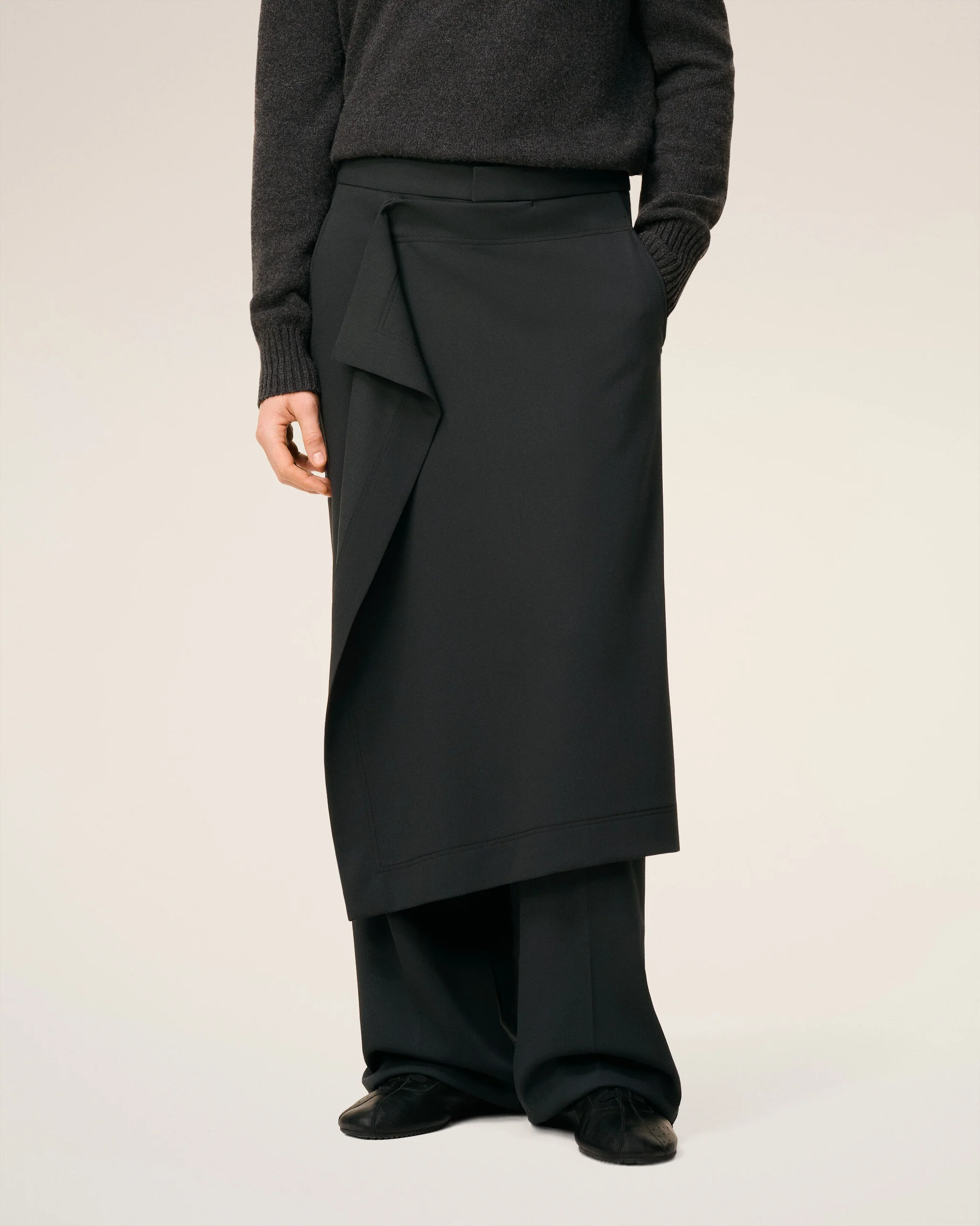 LARGE TROUSERS WITH FRONT PANEL - Image 6