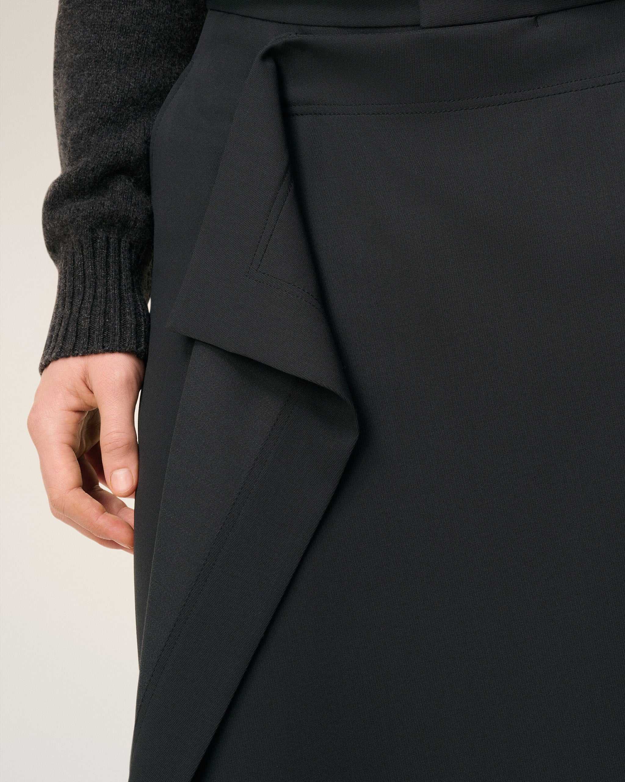 LARGE TROUSERS WITH FRONT PANEL - Image 5