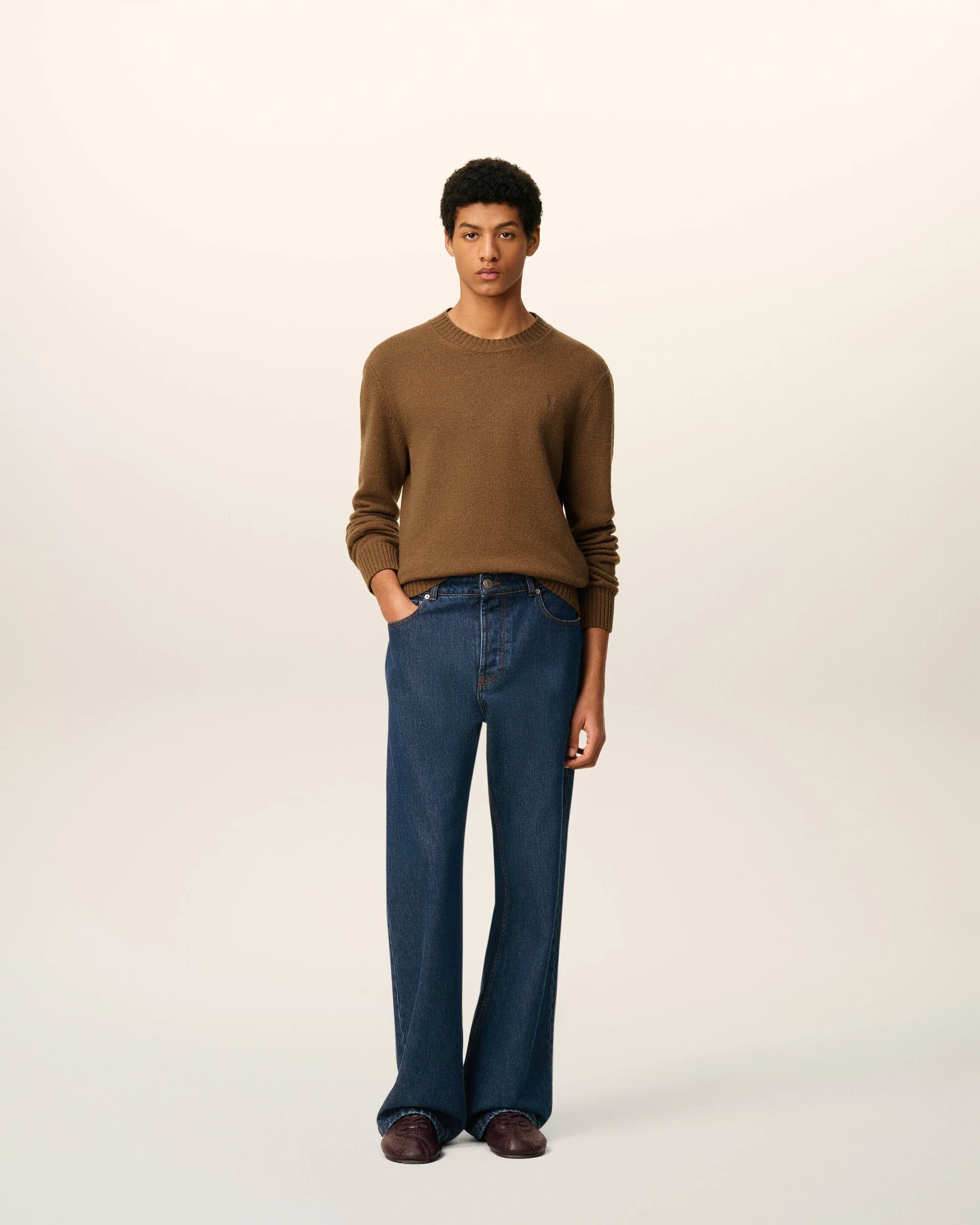 LARGE FIT JEANS - Image 2