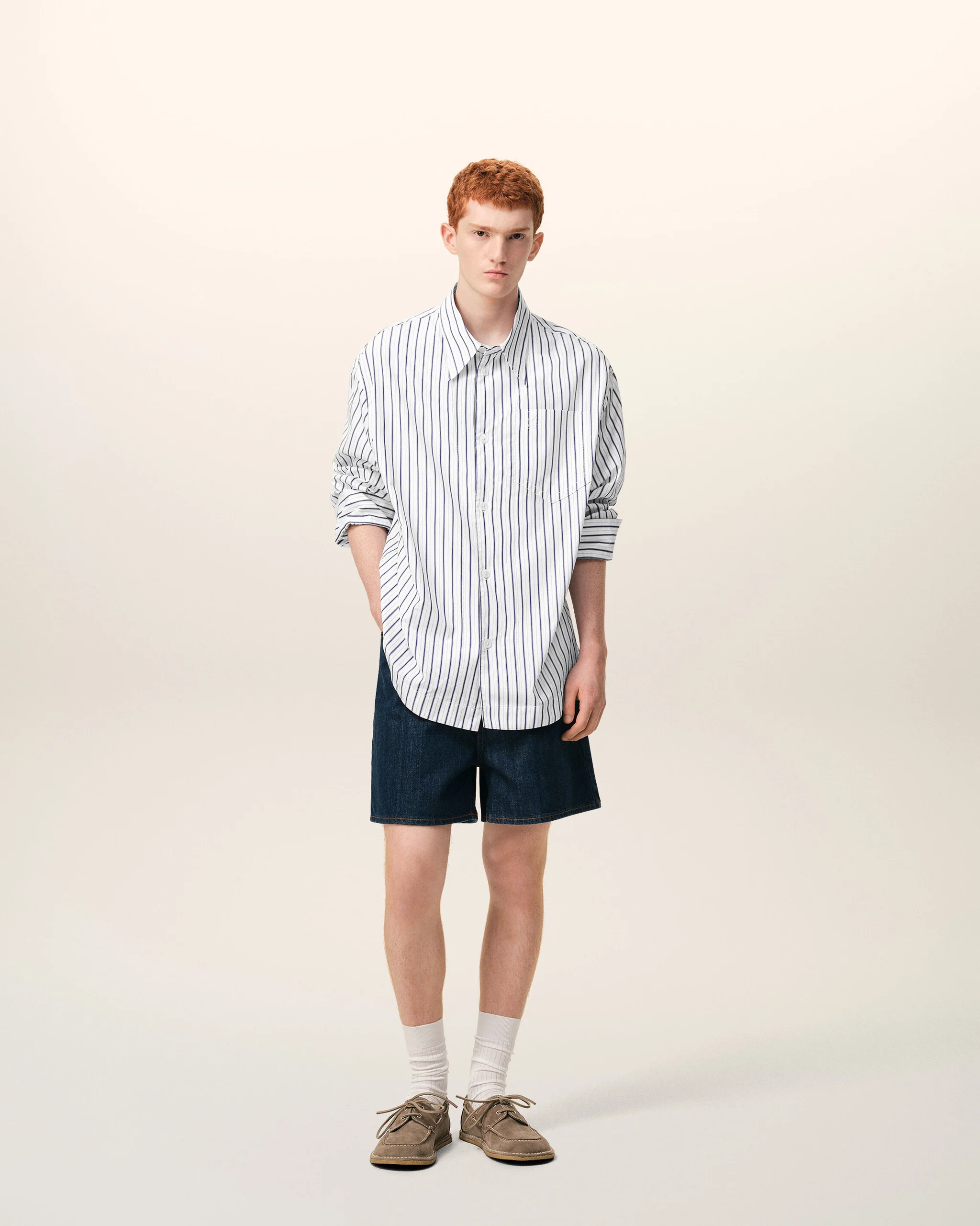 LONG SLEEVE WIDE SHIRT WITH SHARP COLLAR AND EMBOSSED AMI DE COEUR - Image 2