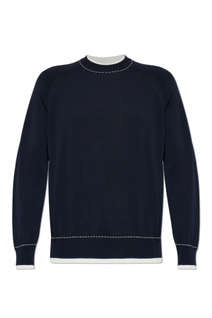 ROUND NECK SWEATER