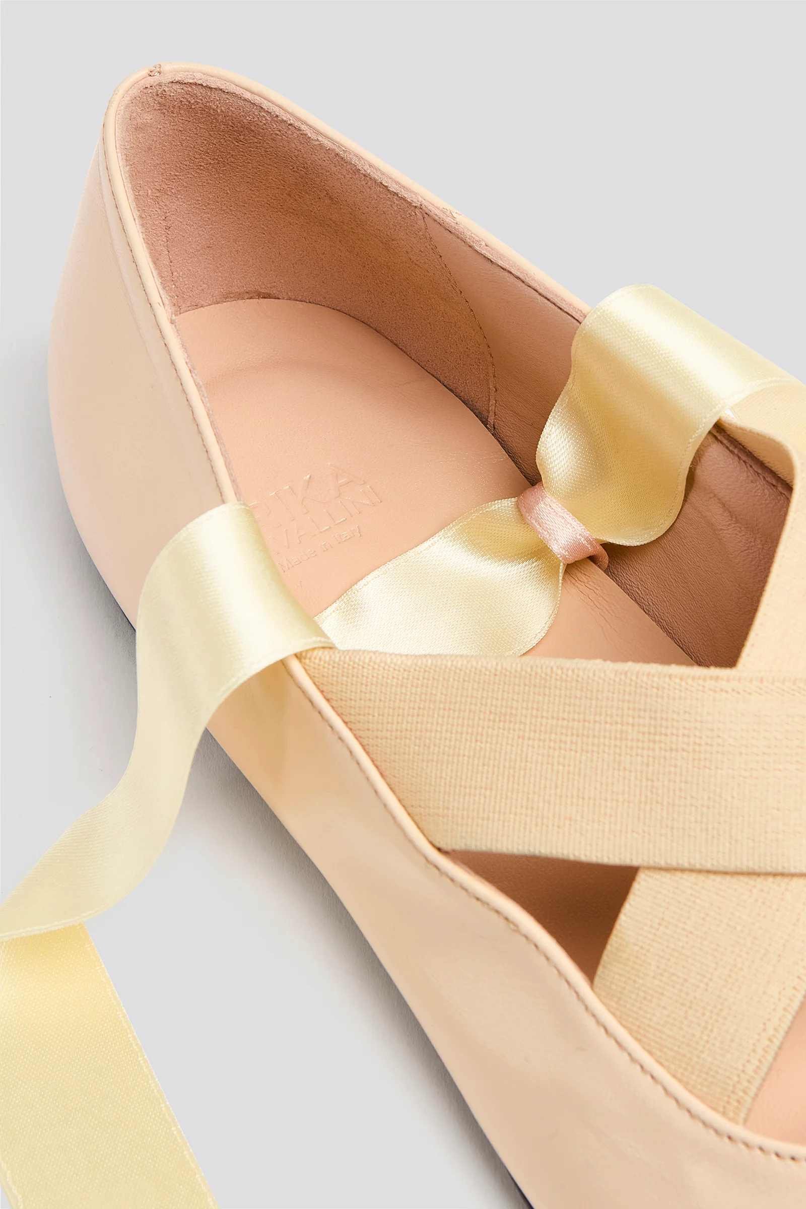 SHOE - Image 6