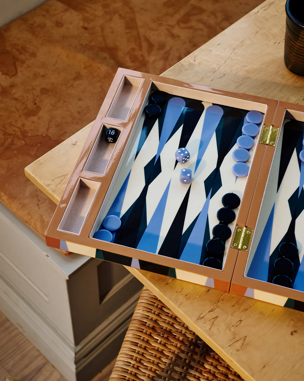 LACQUERED BACKGAMMON - Image 2